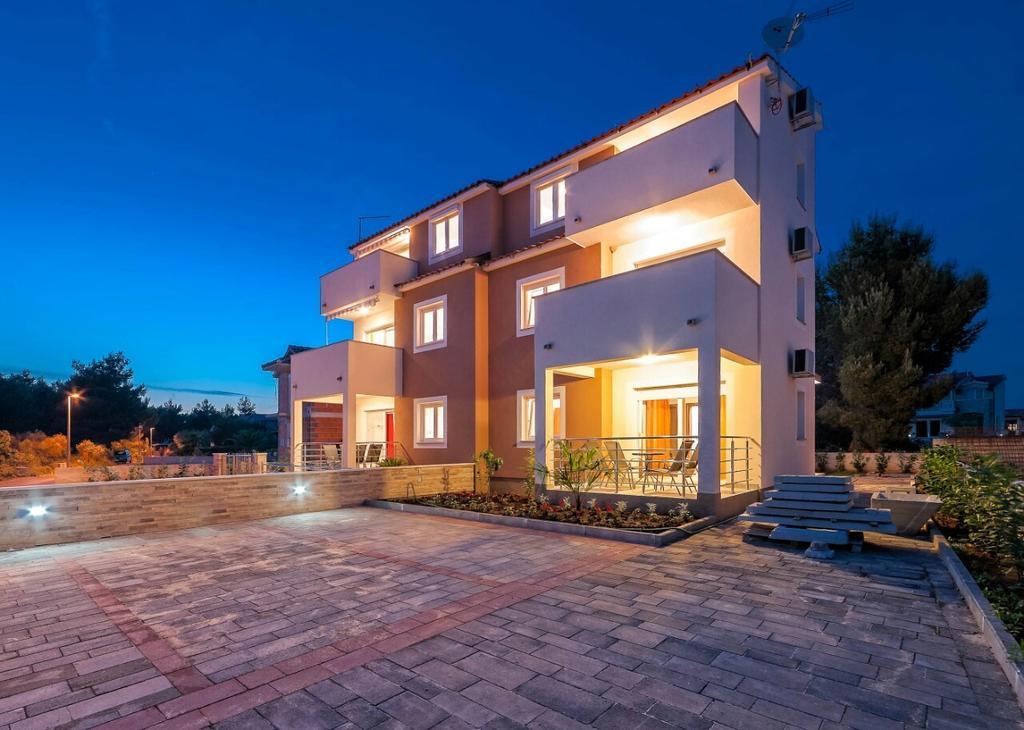 Apartments Hrvoje Vodice Luaran gambar
